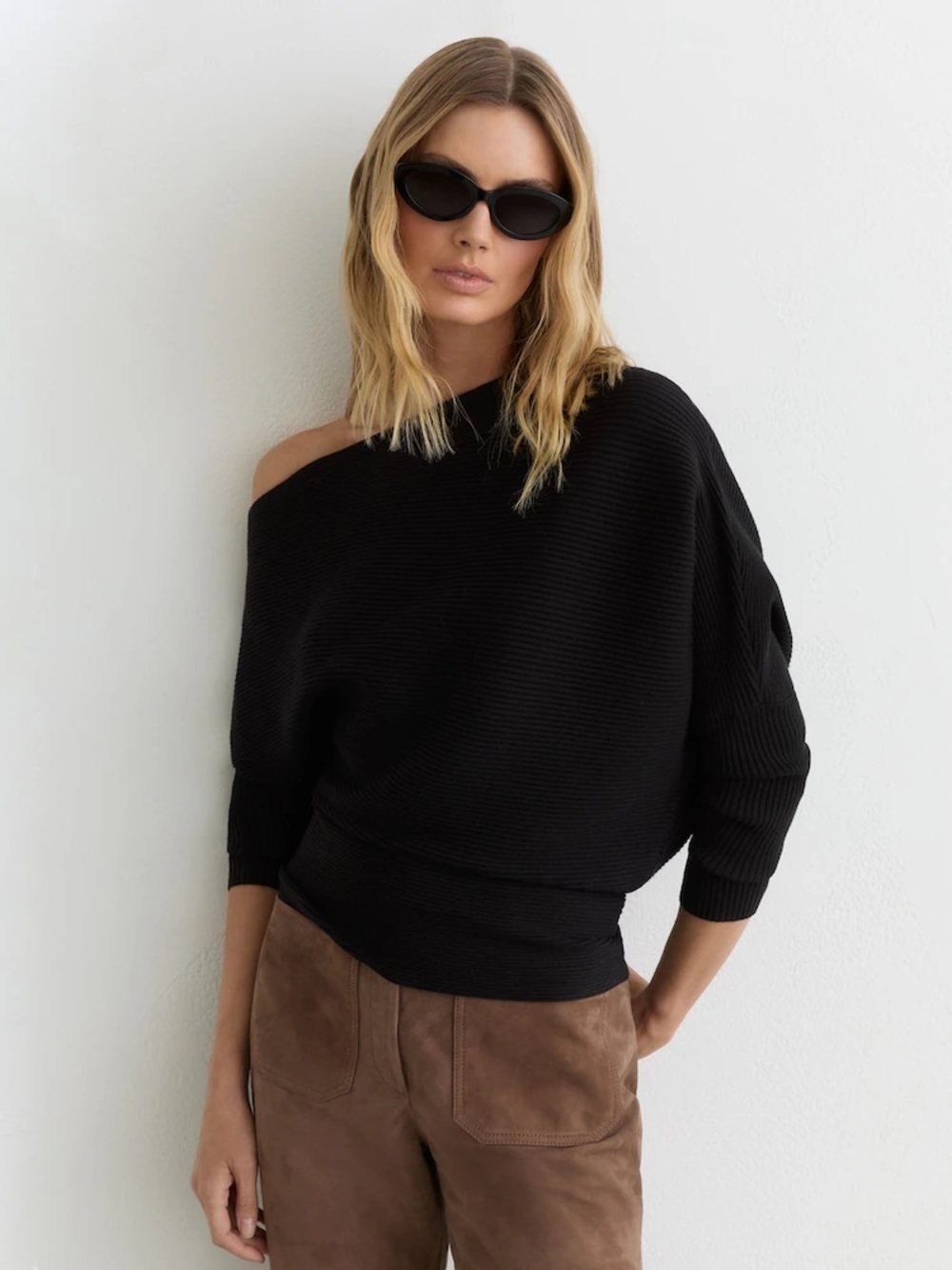 Reiss Black Lorna Asymmetric Draped Knitted Jumper Off shoulder sweater large